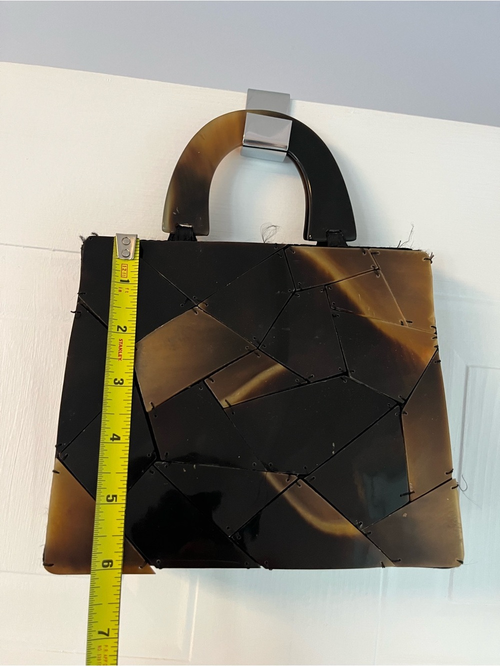 Mini geometric design purse
